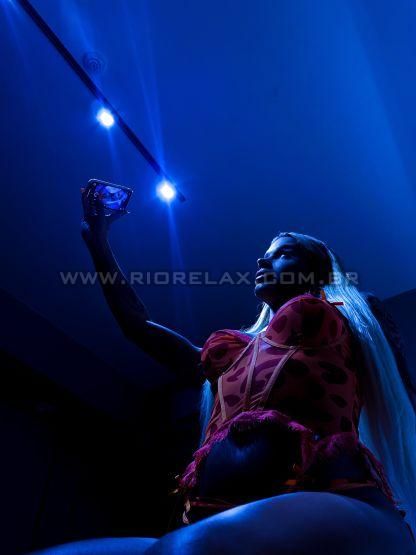 travesti Camilla Correia anuncio