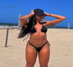 travesti Carol Lins anuncio