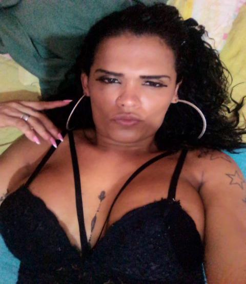 travesti Lavinya Vilask anuncio