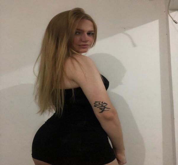 Trans Acompanhante p Dani Dia0951147