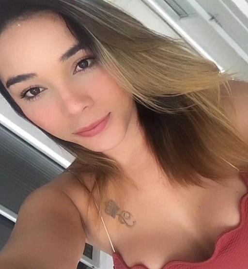 Shemale Escort  Louise Lin5360879