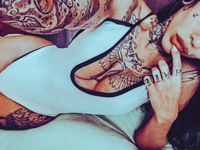 Trans Acompanhante p Mandy Tatuada 2874436