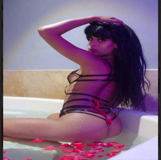 Trans Acompanhante p Thayna Alve2143100
