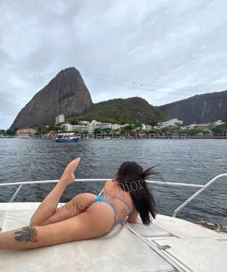 Shemale Escort Pryscilla Dior b056a3