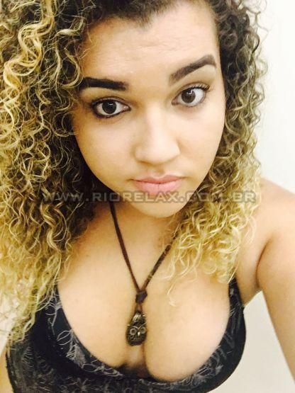 Shemale Escort v Alessandra Leal 7666009