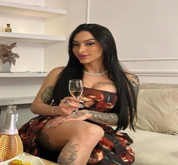 Trans Acompanhante v Barbara Doll 1122193