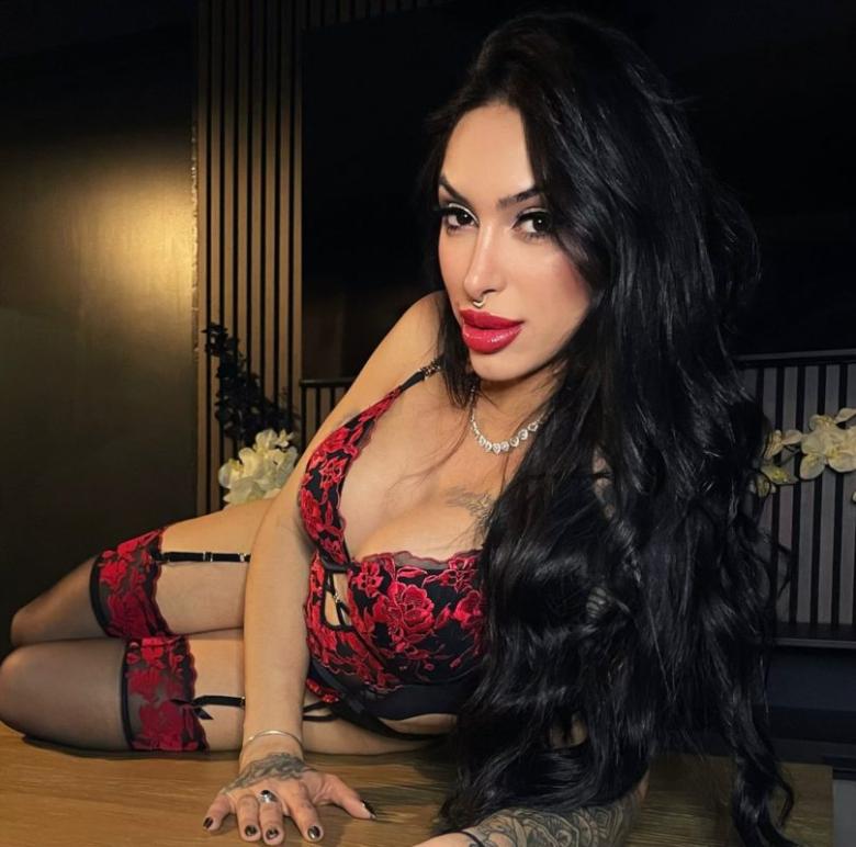 Trans Acompanhante v Barbara Doll 1122234