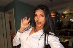 Acompanhante Travesti v-ErikaDincley-9bd474 foto