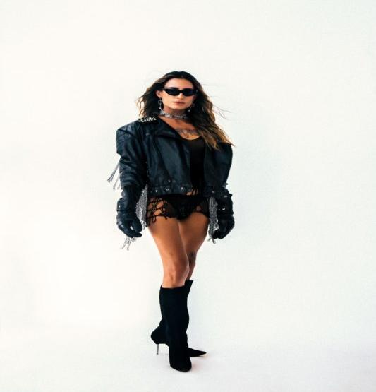 Trans Acompanhante v Foxy Doll 1068063