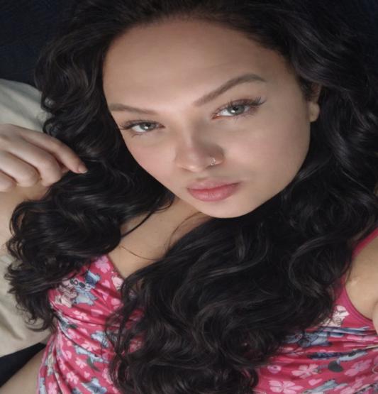 Trans Acompanhante v Isabella Siqueira 2201907