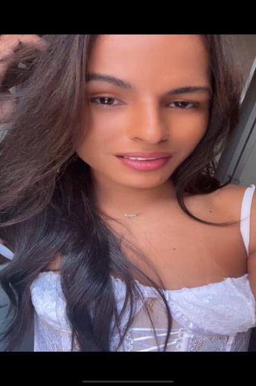Shemale Escort v Isadora Moreira 2049281