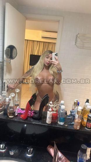 Trans Acompanhante v Julia Stheicof e7f6b4