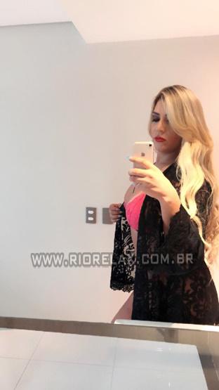 Shemale Escort v Kelly Loira 6932518