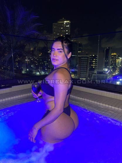 Shemale Escort v Lyandra Stella Tranbc7835