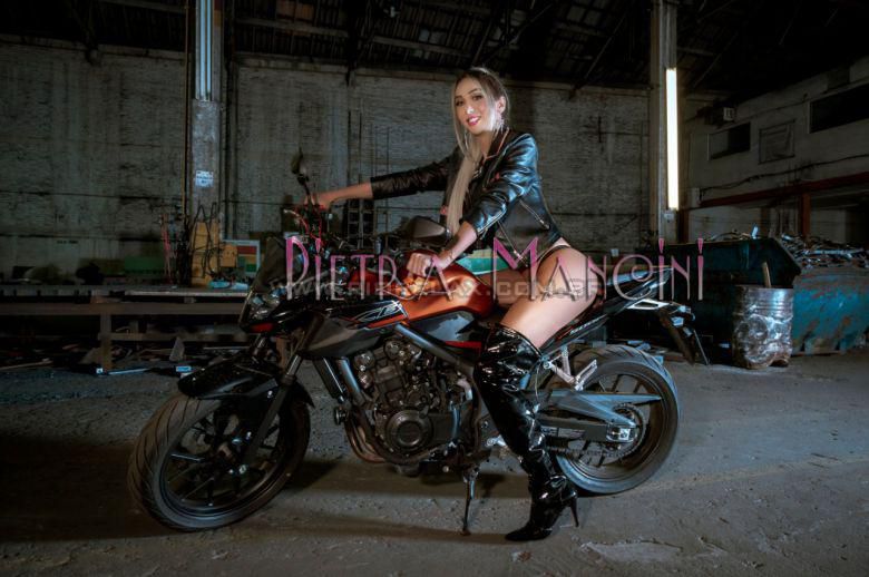 Shemale Escort v Pietra Mancini 3567515