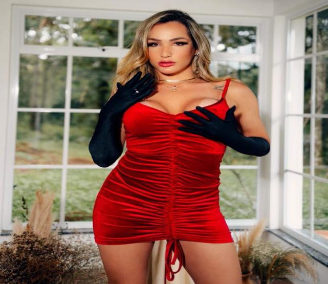 Shemale Escort v Raika Nune9987170