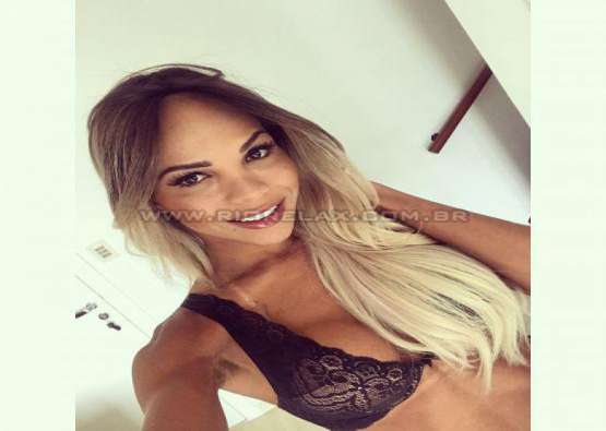 Shemale Escort v Rebecca Ferraz 9756993