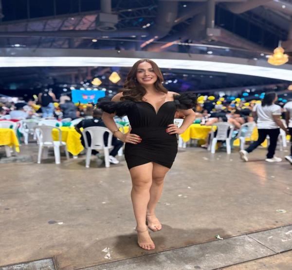 Shemale Escort v Stella Alve9248542