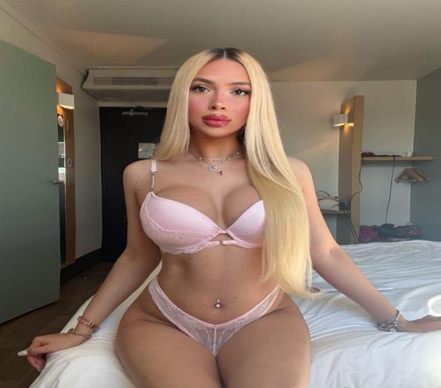 Trans Acompanhante v Victoria Luz 4770508