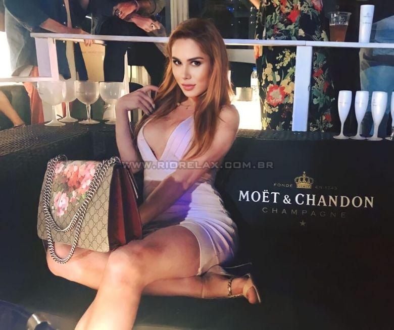 Shemale Escort giselly soares 3071f1